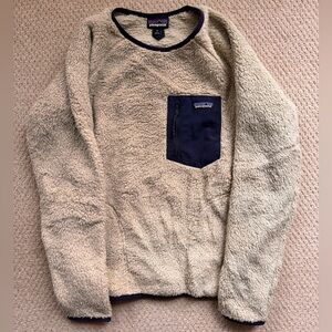 Patagonia Men's Cream Fleece Crewneck with Navy Pocket
